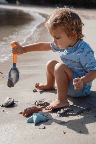 „Little Dutch“ paplūdimio rinkinys smėlio formos „Ocean World“ 3 dalių