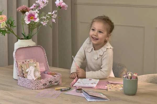 ROSA Little Dutch kūrybiškumo lagaminas „Rožė ir fėjų sodas“