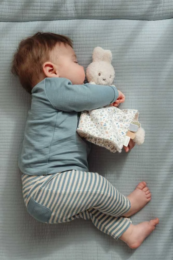 Little Dutch Miffy zuikutis „Laimingos lapai“