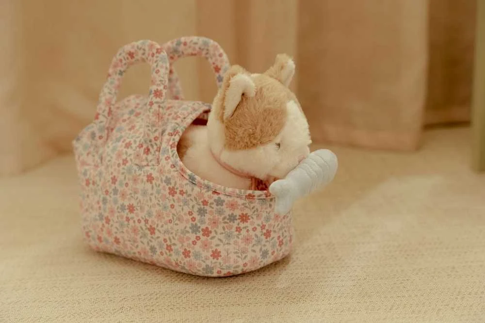 Little Dutch pliušinė katytė krepšyje – Marley