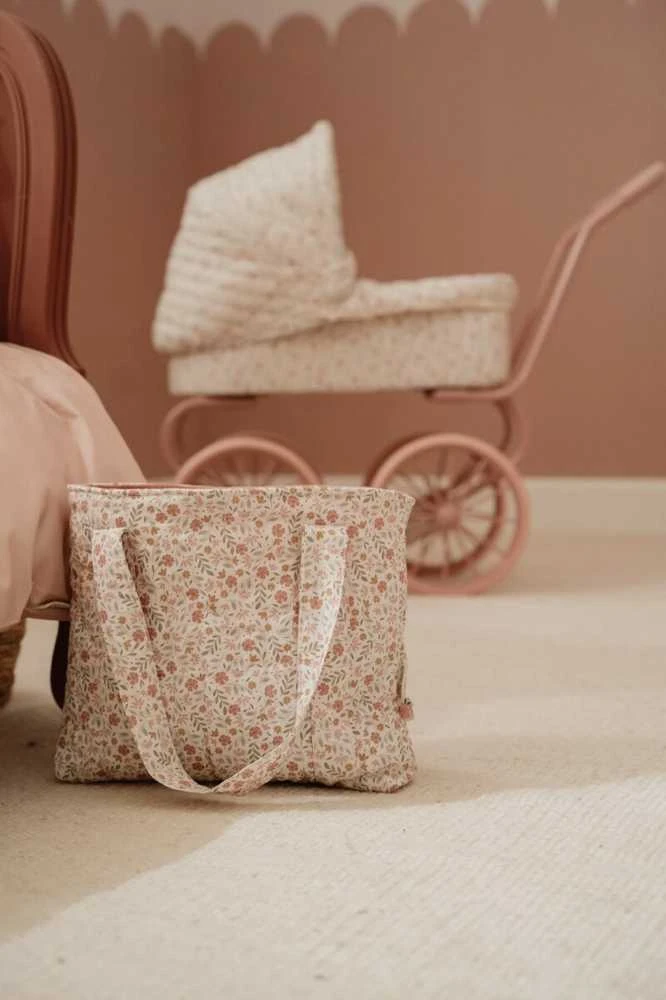 „Little Dutch“ lėlių vystymo krepšys su minkštomis gėlėmis