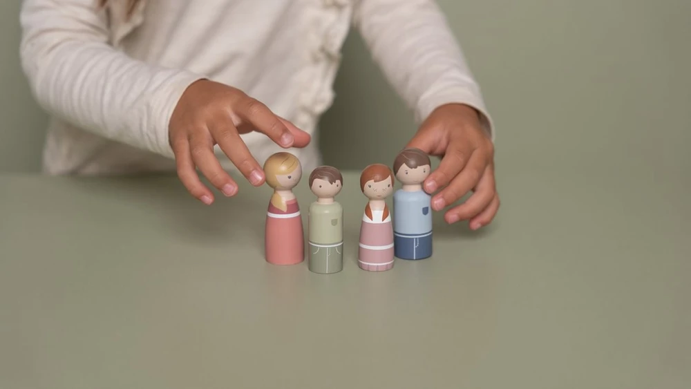 Little Dutch Lėlių namelio papildymo rinkinys ´Rosa Family´