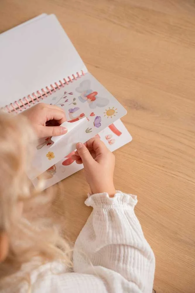 Little Dutch Lipdukų knygelė Aprenk mane Rosa ir draugai