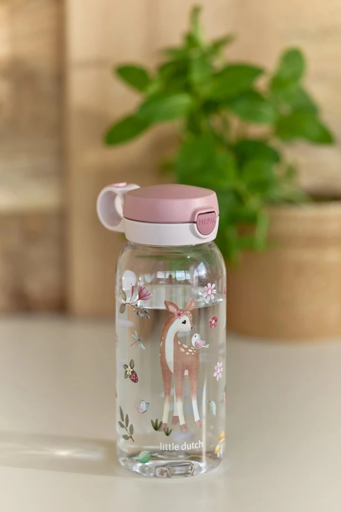 Rosti Mepal Fairy Little Dutch gertuvė su atlenkiamu dangteliu „Fėjų sodas“, 600 ml