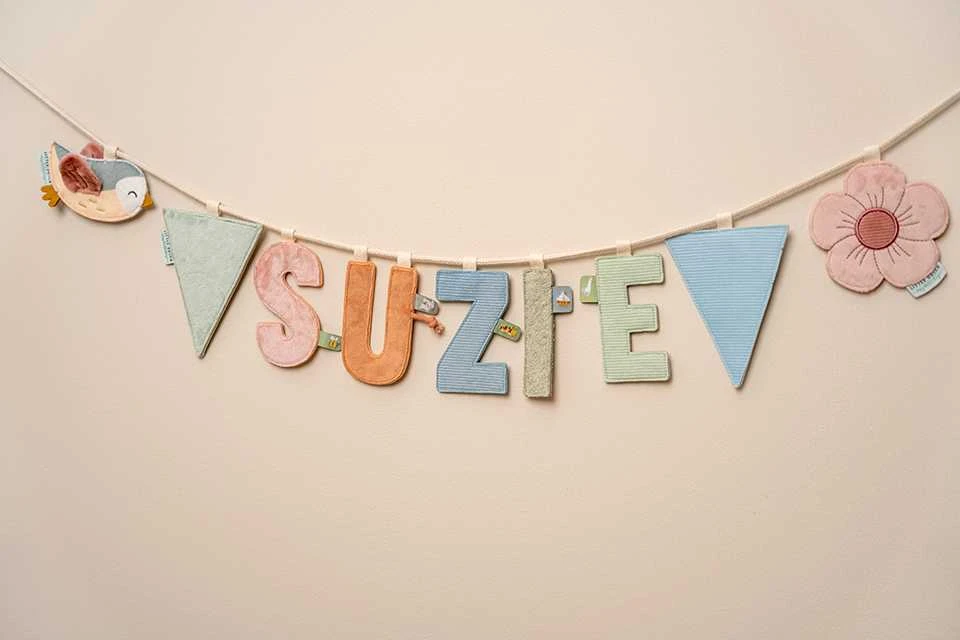Little Dutch girlianda su vardu SUZIE