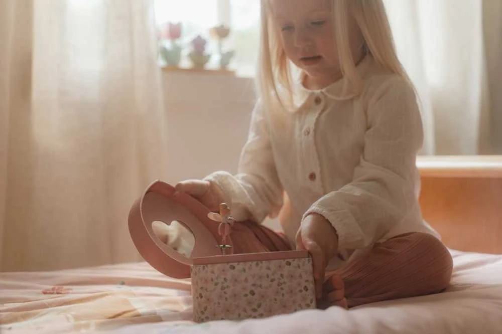 Muzikinė dėžutė Little Dutch Fėja Širdelė