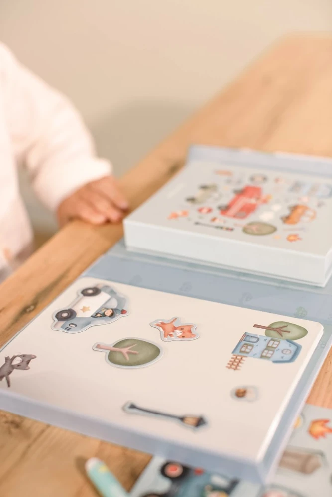 Little Dutch Magnet &amp; Draw Set ´Jim &amp; Vehicles´