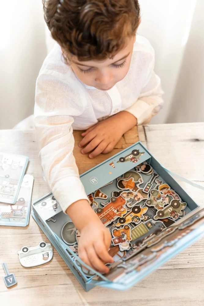 Little Dutch Magnetic Play Board ´Jim &amp; Vehicles´ FSC