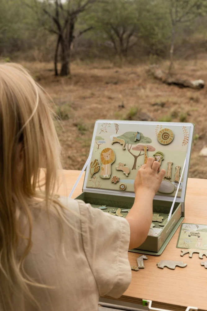 Little Dutch Magnetic Play Board ´Safari Friends´ FSC