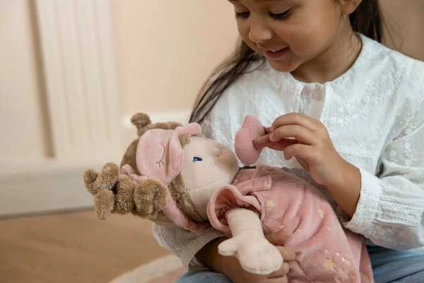 Little Dutch Mieganti pliušinė lėlė Rosa 40cm