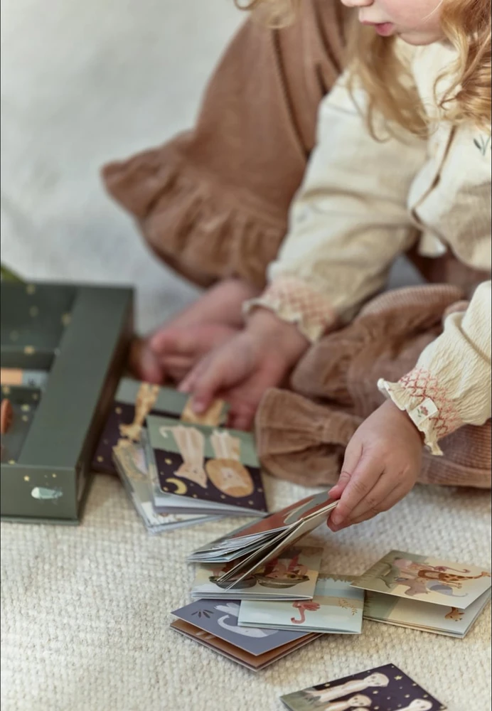 Little Dutch Stories Projektorius Flashlight ´Safari Friends´