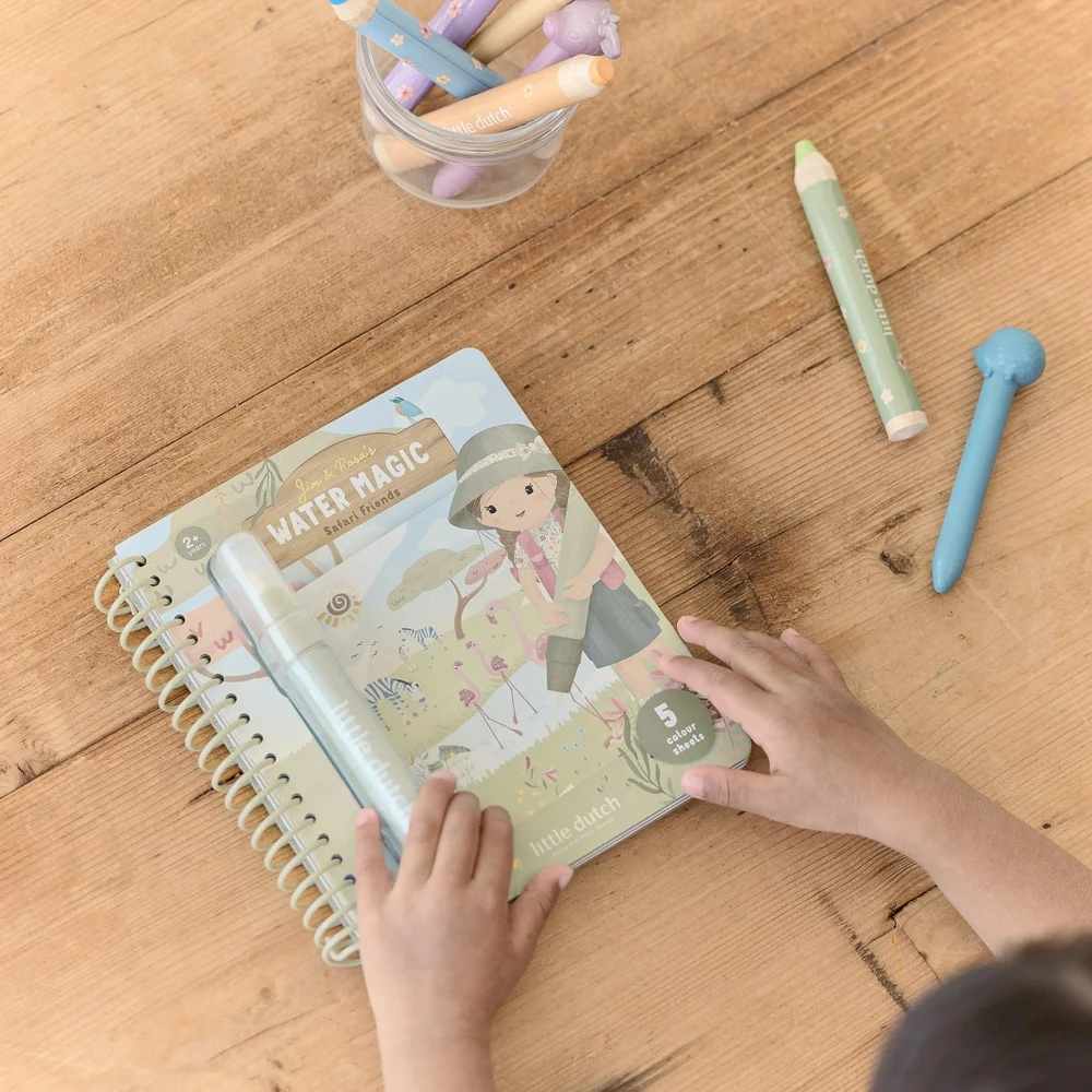 Little Dutch Vanduo Color Book ´Rosa &amp; Safari Friends´