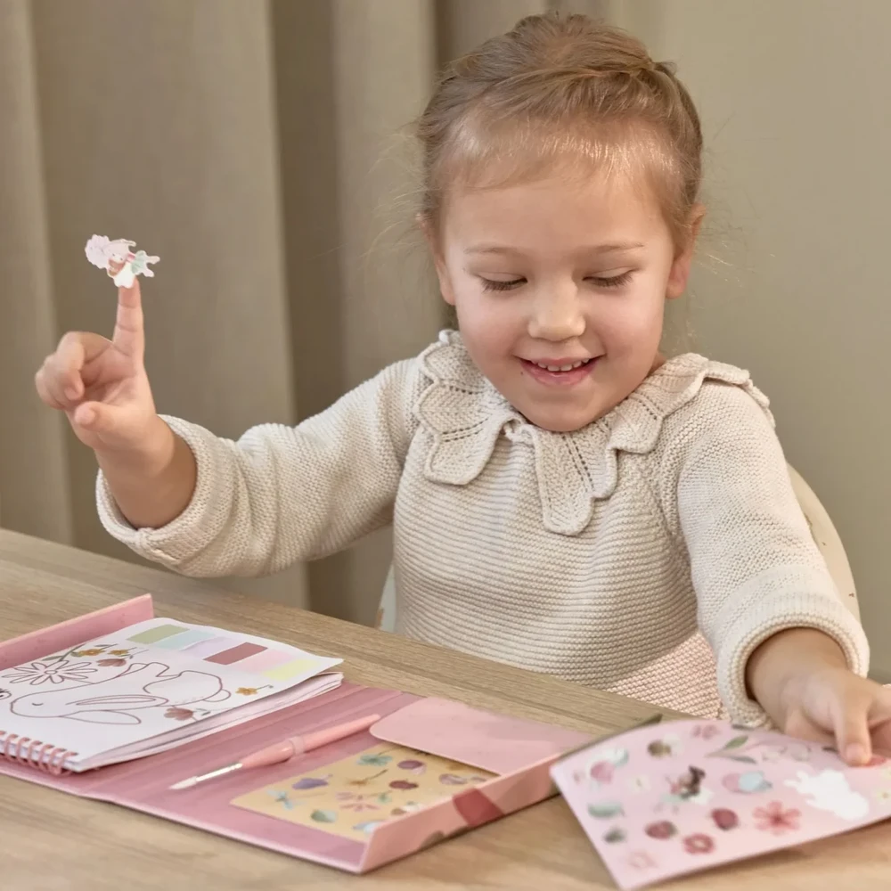 Little Dutch Vandens dažymo puslapių rinkinys DAŽYMO PUSLAPIAI teptuku