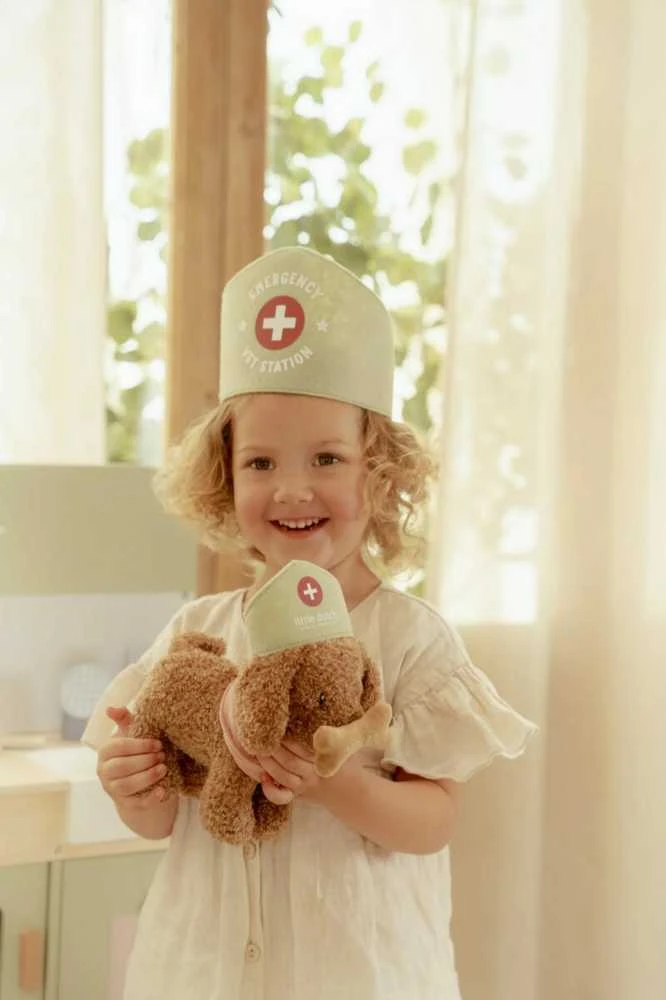 Little Dutch Veterinarijos gydykla medinė