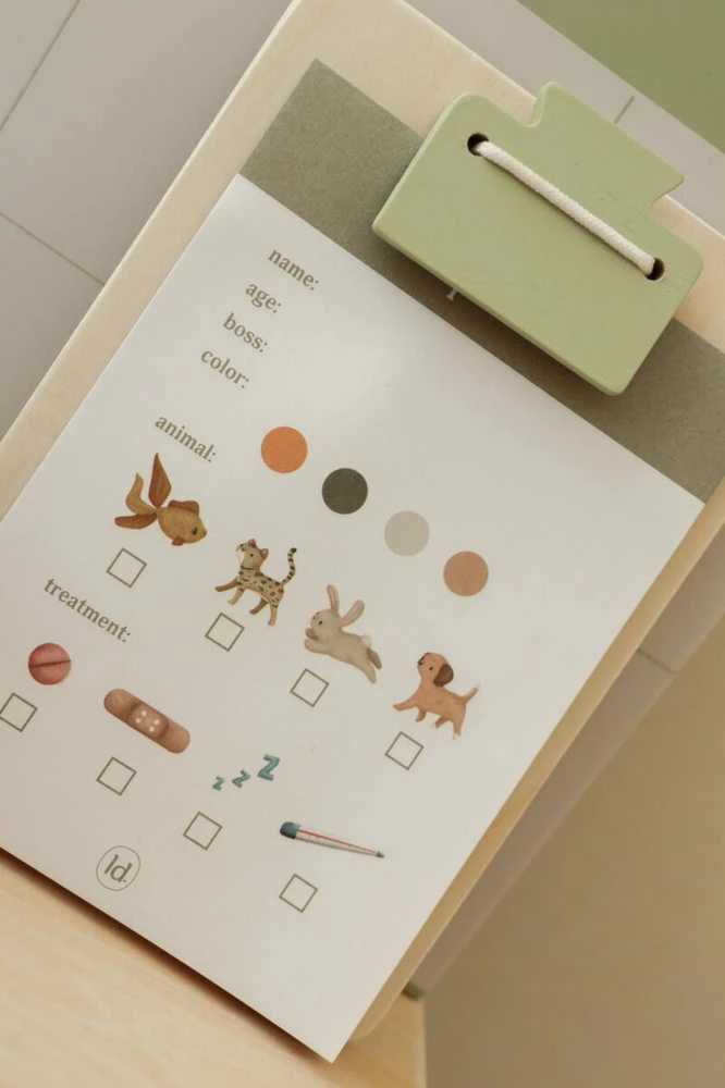 Little Dutch Veterinarijos gydykla medinė