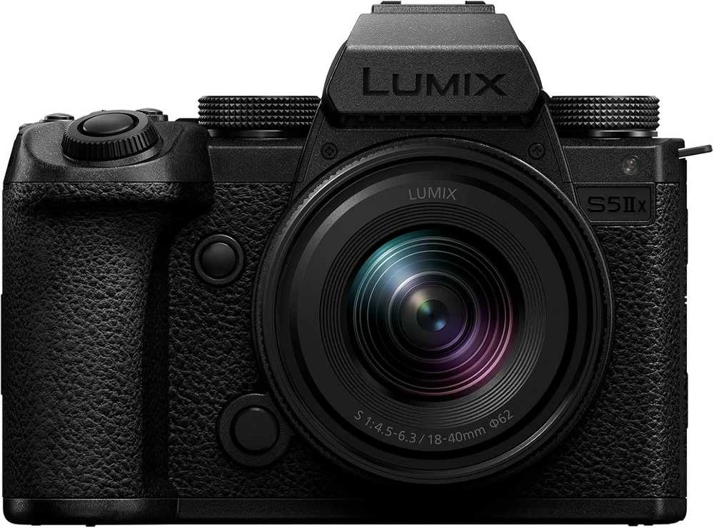 Aparat Panasonic Lumix S5 II X + S 18-40mm f/4.5–6.3 (DC-S5M2XNE)