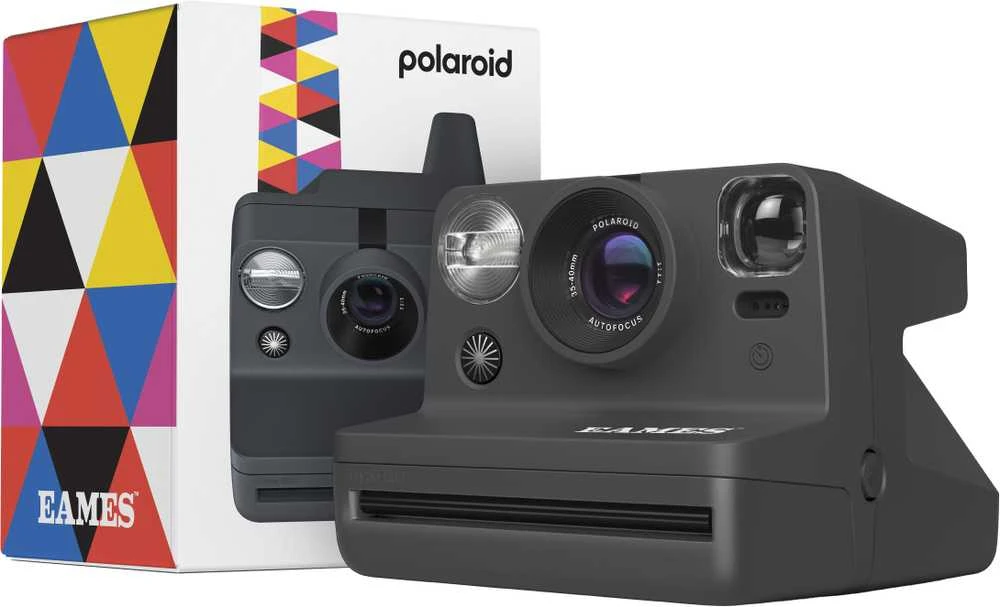 „Polaroid“ – dabar antros kartos „Eames“ fotoaparatas
