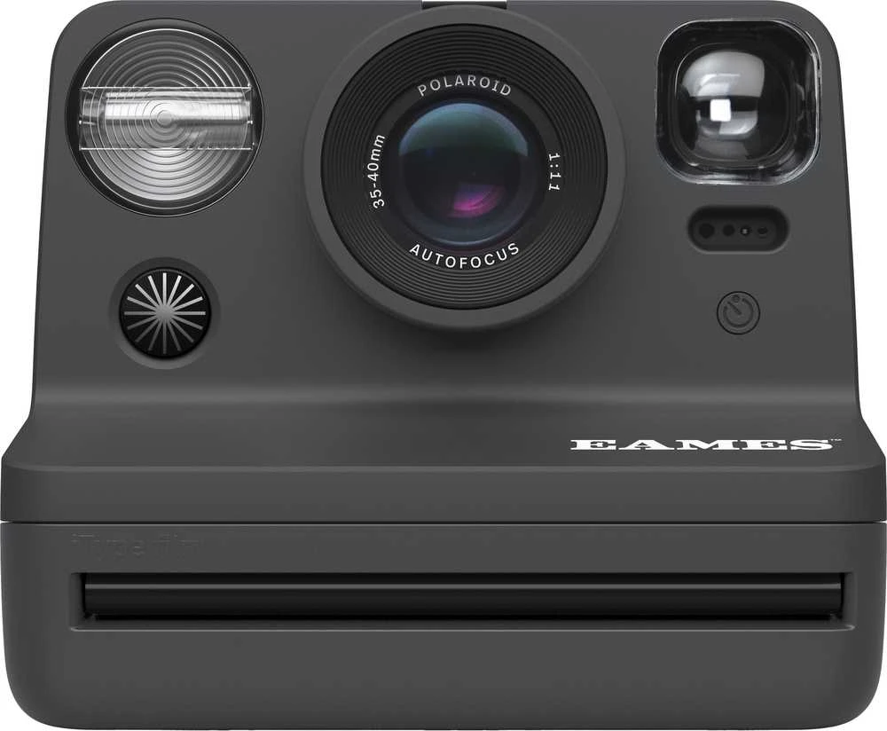 „Polaroid“ – dabar antros kartos „Eames“ fotoaparatas