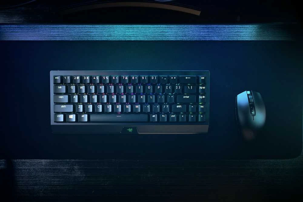 Belaidė 65% Klaviatūra Razer BlackWidow V3 Mini HyperSpeed su Razer Chroma RGB, Yellow Switch, Nordic išdėstymas
