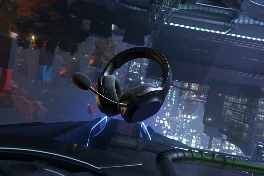 Belaidės žaidimų ausinės Razer Barracuda X (2022) | juodos spalvos