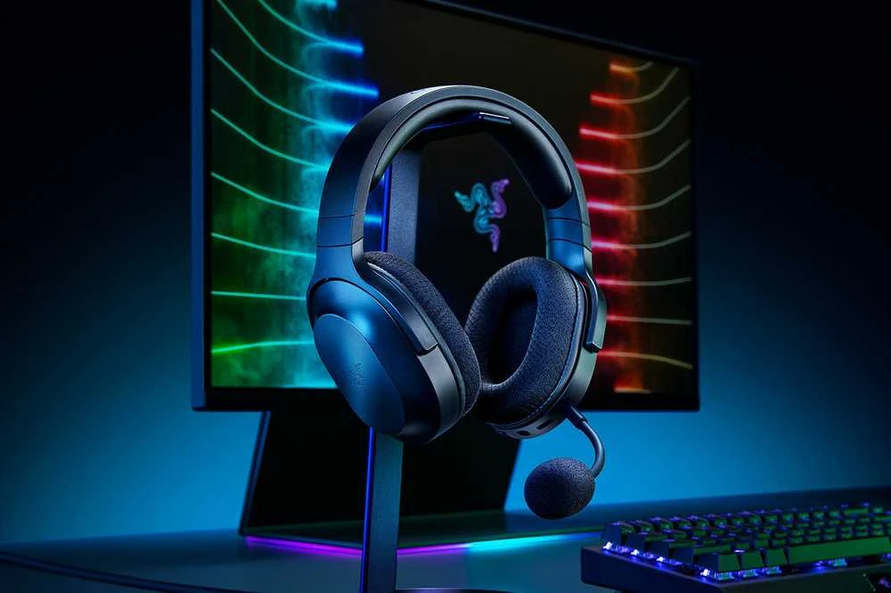 Belaidės žaidimų ausinės Razer Barracuda X (2022) | juodos spalvos