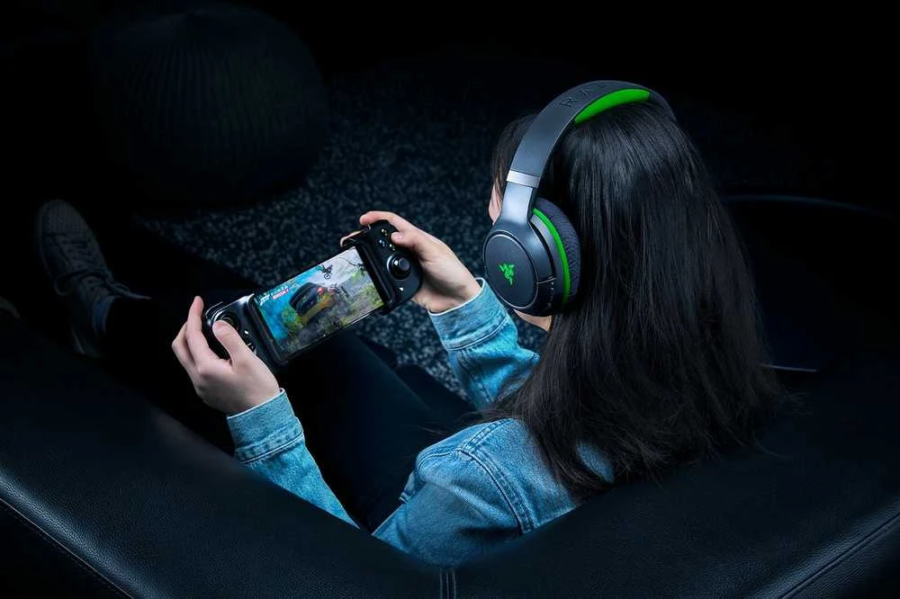 Belaidės žaidimų ausinės Razer Kaira Pro, skirtos Xbox Series X ir mobiliems Xbox žaidimams, Juodos spalvos