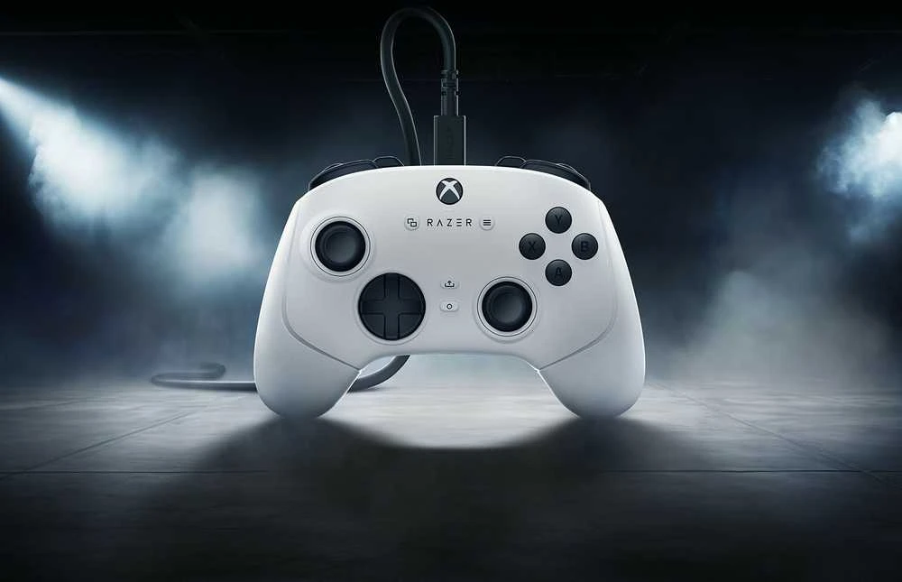 Razer | Žaidimų valdiklis, skirtas XBOX Series X/S ir PC | Wolverine V3 Tournament Edition