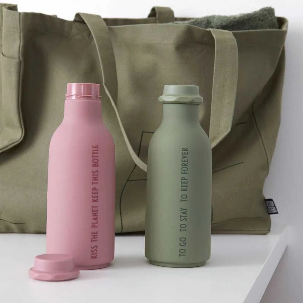 Design Letters Vandens gertuvė To-Go 500 ml, spalva: MIŠKO ŽALIA