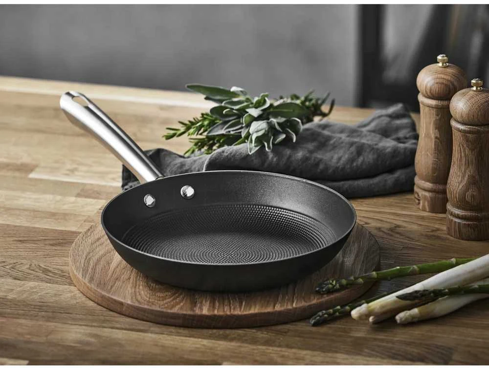 Pillivuyt Gourmet Garonne keptuvė, keraminė danga, 24 cm, juoda