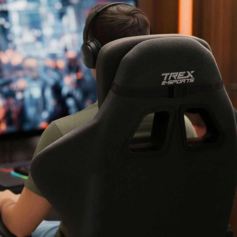 Trex Sport Žaidimų kėdė su ištraukiamu pakoju ir 135° atlošu, iki 130 kg, juoda