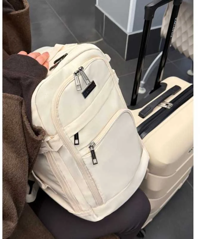 Zagatto Lėktuvo kuprinė 40x25x20 cm su laptopo skyriumi ir 6 kišenėmis, tinkama Ryanair ir Wizz Air, smėlio