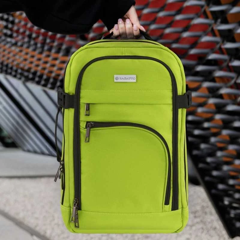 Zagatto Lėktuvo kuprinė 40x25x20 cm su laptopo skyriumi ir 6 kišenėmis, tinkama Ryanair ir Wizz Air, šviesiai žalia