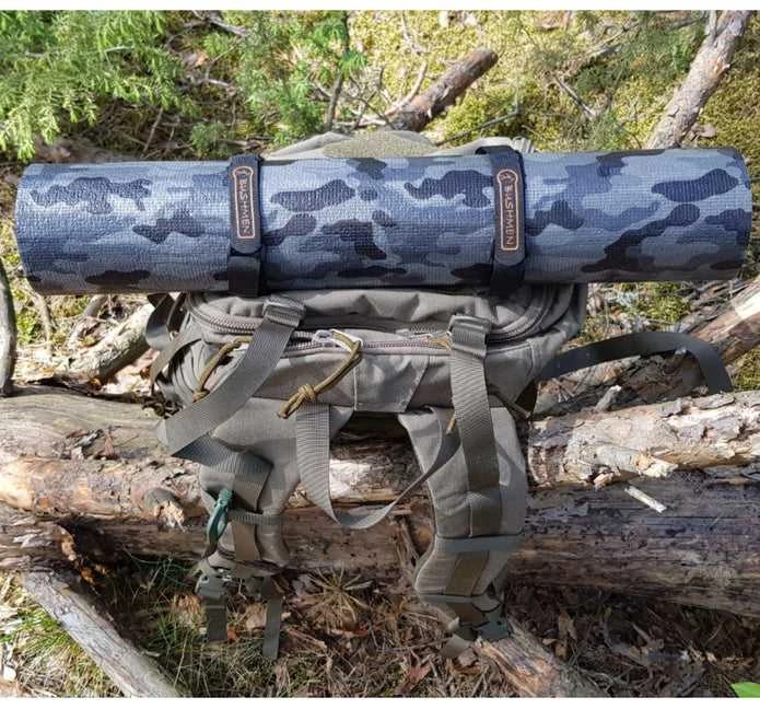 Palapinsiaustė Bushmen RADICAL Alu dark camo ultralight šilumą atspindinti izoliacija