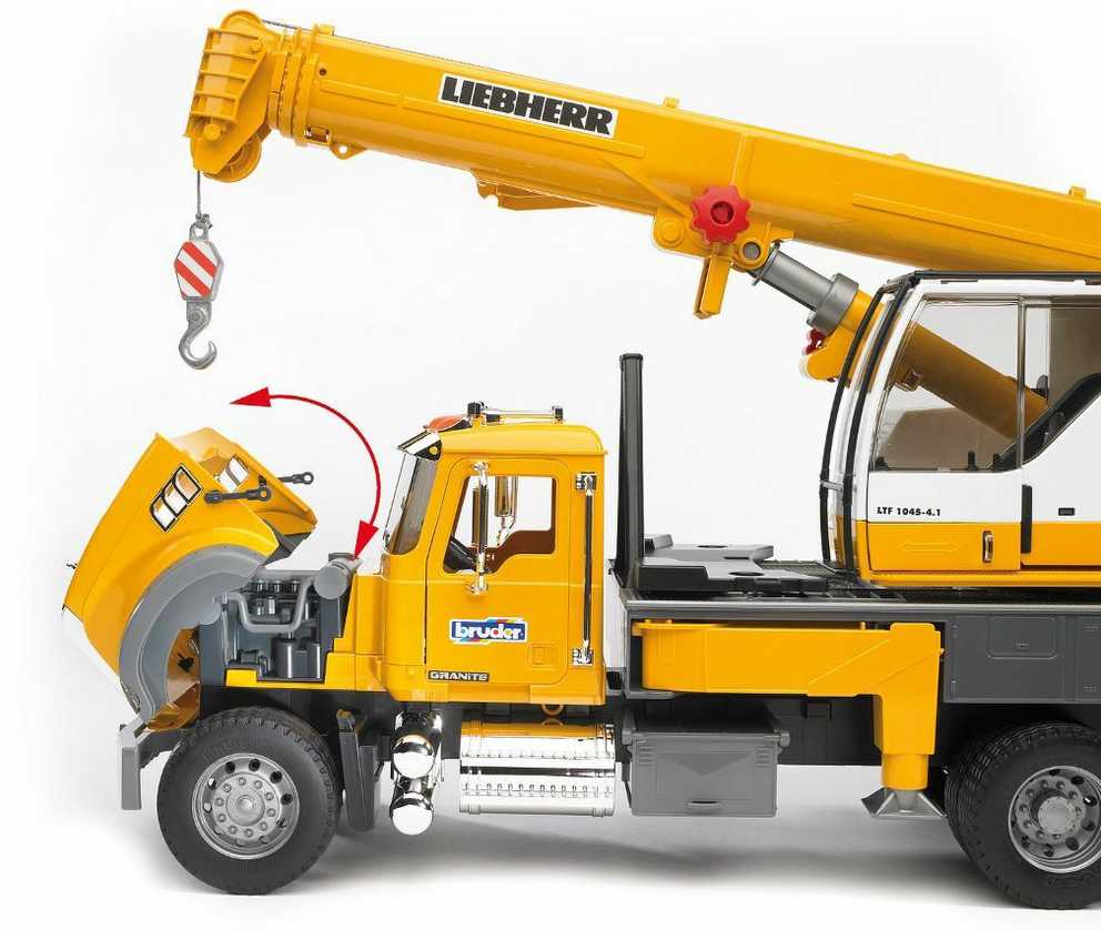 BRUDER didelis kranas su strėle MACK Granite Liebherr 02818
