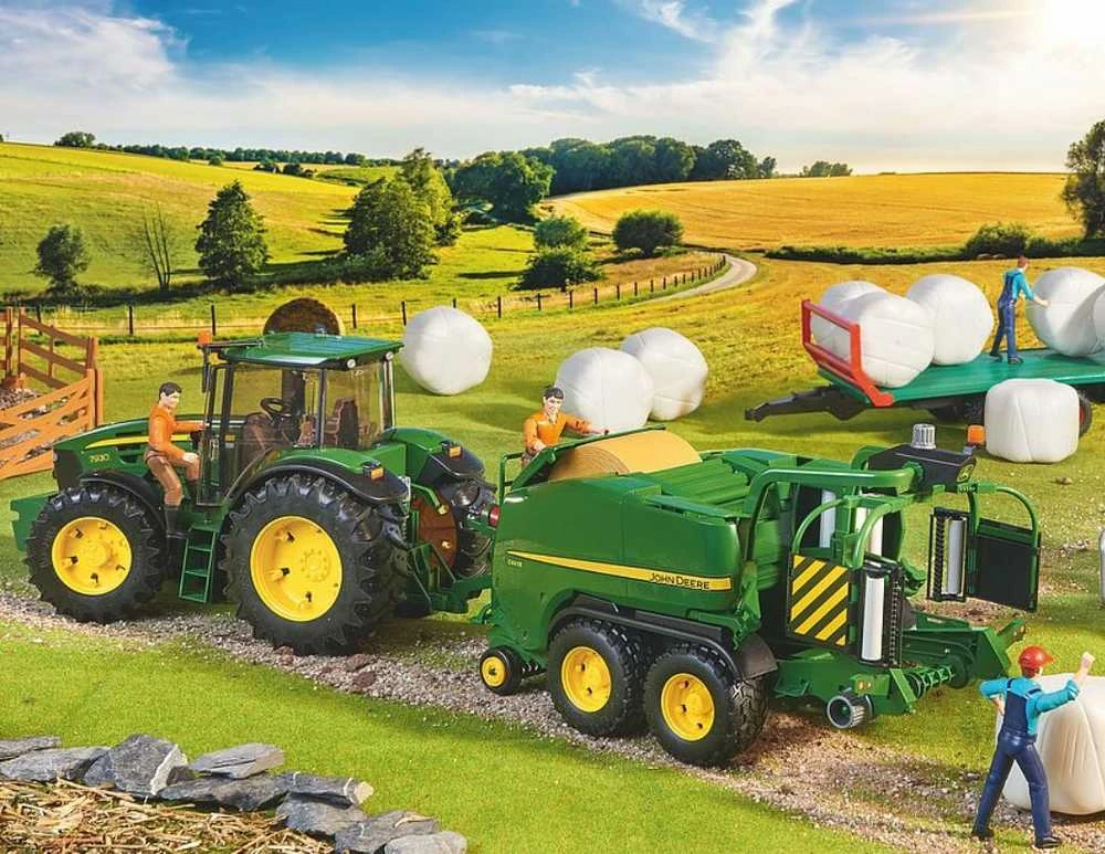 Traktoriaus su priedais Bruder John Deere