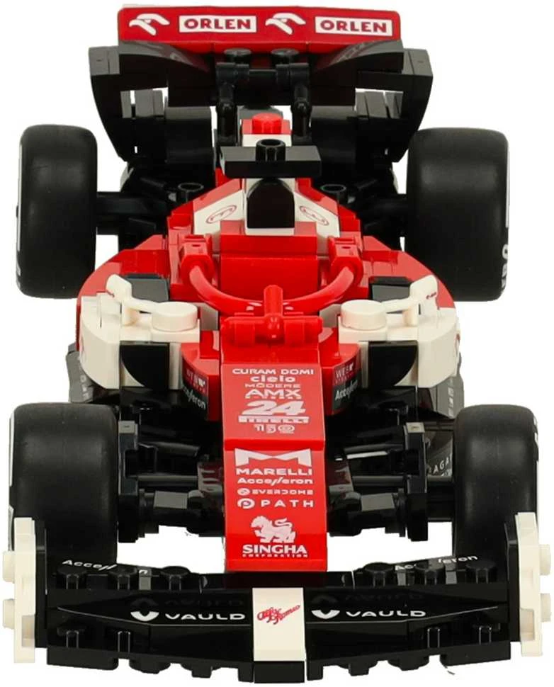 RC automobilis 1:24 Alfa Romeo F1 C42 trinkelės