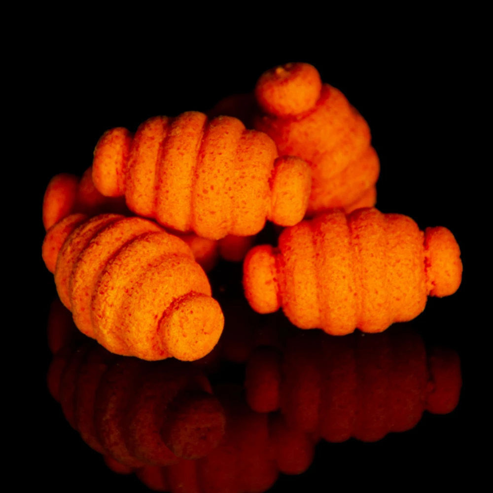 Boiliai Lunar Baits Amber Larva 18x13mm - Plum & Blackcurrant