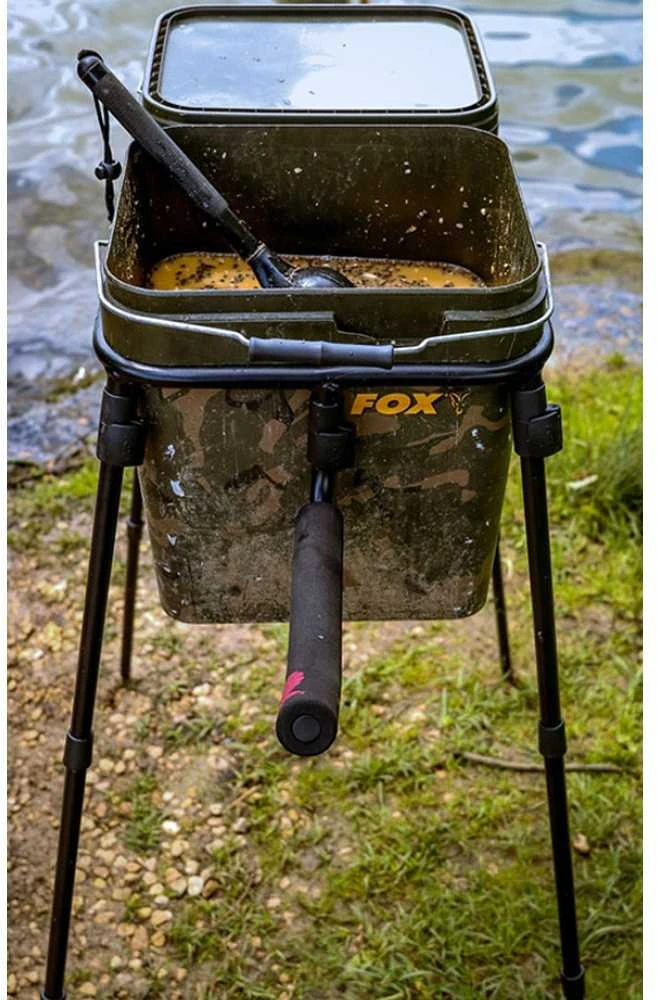Kibirų laikiklis FOX SPOMB MK2 Bucket Stand Double