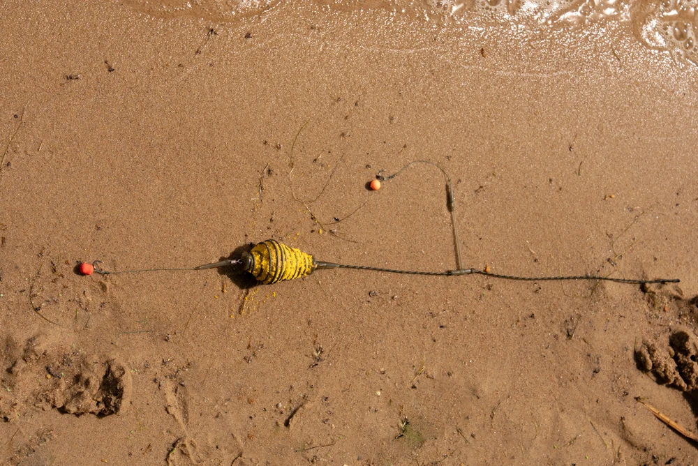 Sistema dugninei žūklei FRY Cone Rig on Leadcore 2 Hooks 30-50g