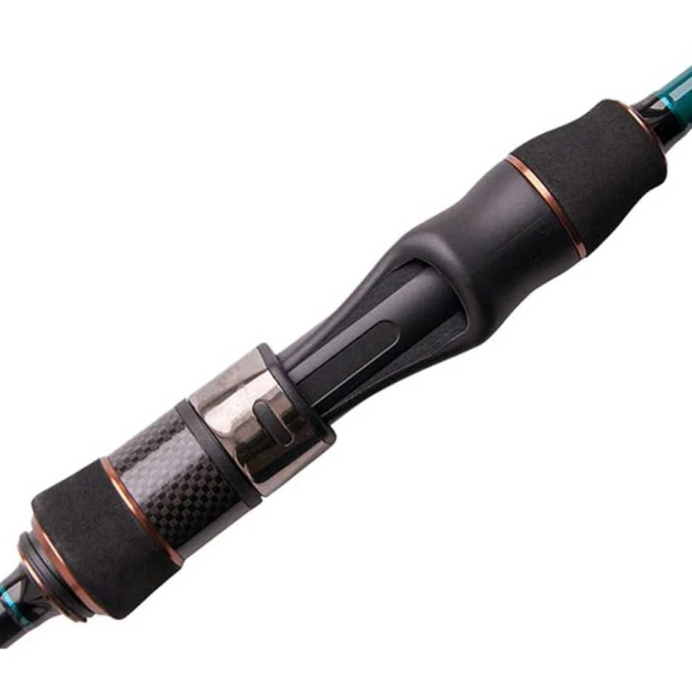 Spiningas Crazy Fish Versus 2.44m 6-32g VSR802MT