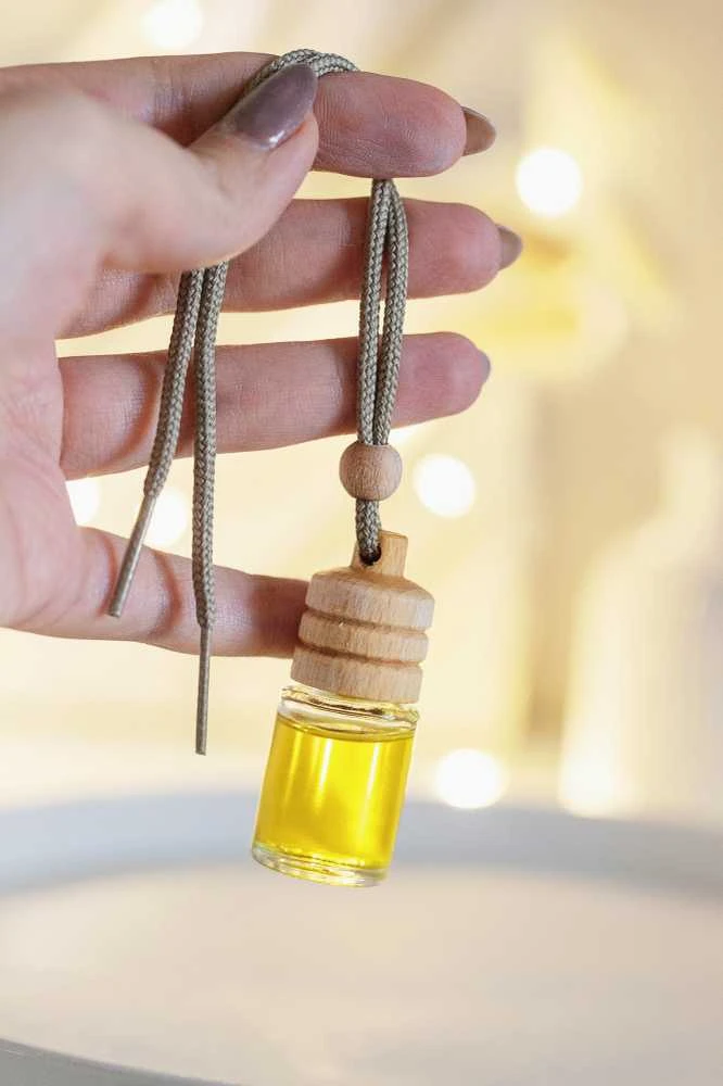 Lukata Automobilinis oro gaiviklis – aromatinga palaima kelyje!