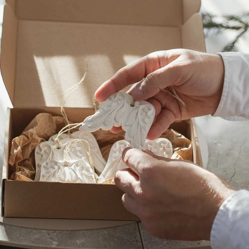 Lukata Unikalus Kalėdų eglutės papuošimas – Angelo sparnų ornamentas ir įkurtuvių dovanos idėja (6 vnt.)