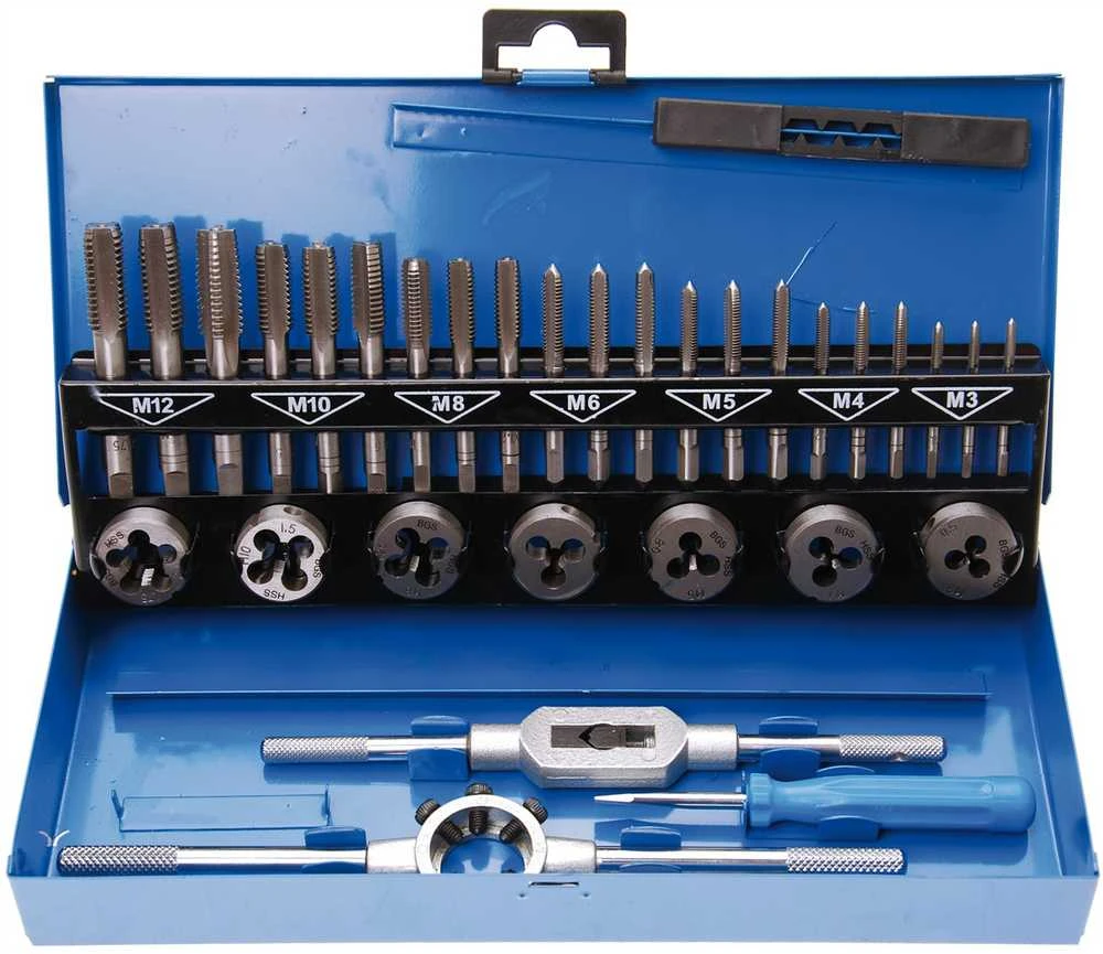 Bgs Technic Sriegiklių ir sriegpjovių rinkinys | M3 - M12 | 32 vnt. (901)