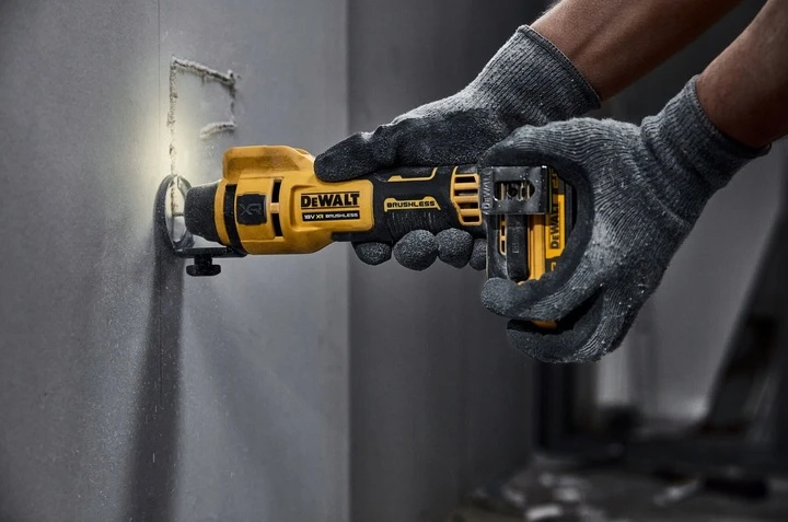 DEWALT Pjovimo frezavimo stakle, skirta GK 18V DCE555N