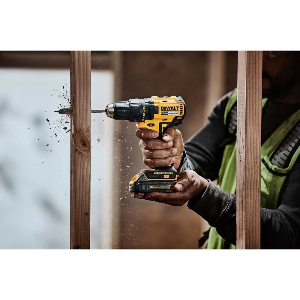 Suktuvas-gręžtuvas DeWalt DCD777M2T; 18 V; 2x4,0 Ah akum.