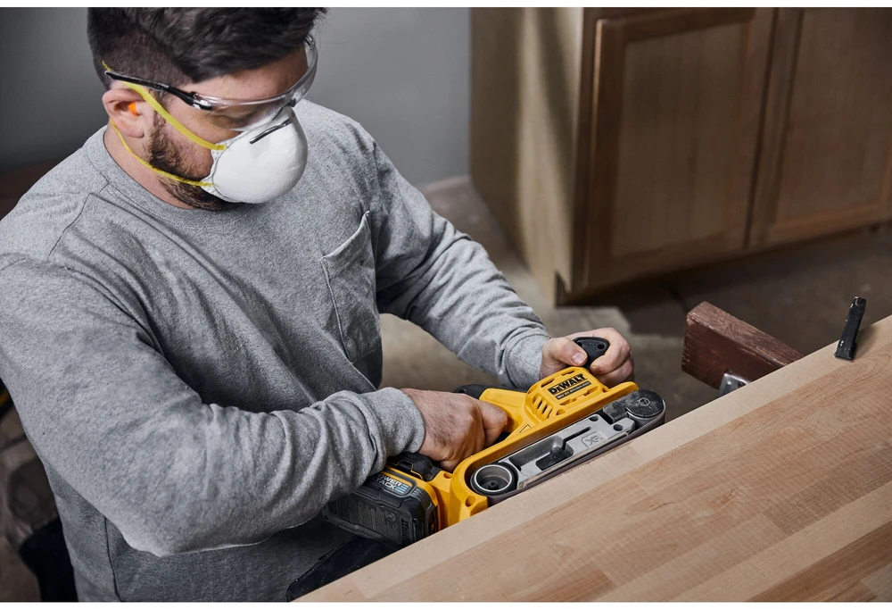 Akumuliatorinis šlifuoklis Dewalt DCW220N-XJ, 18 V