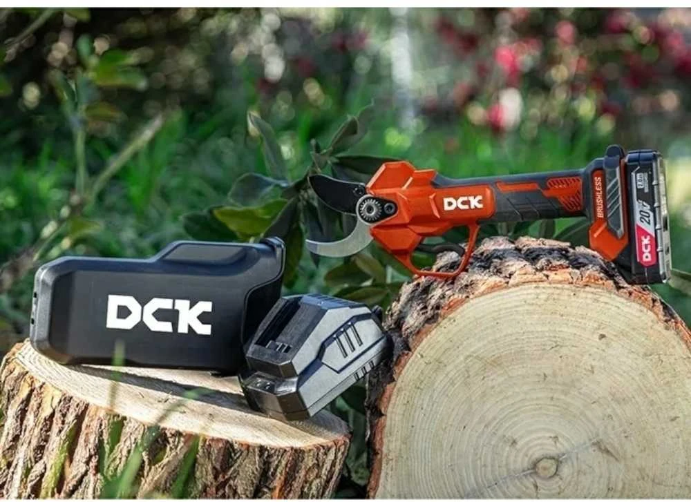 Akumuliatorinis šakų genėtuvas 20V, KDYD35Z, DCK (be baterijos ir įkroviklio)