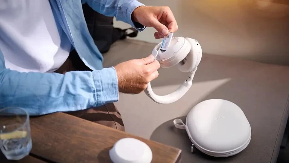 AUSINĖS BELAIDĖS TAH6000WT PHILIPS BALTA