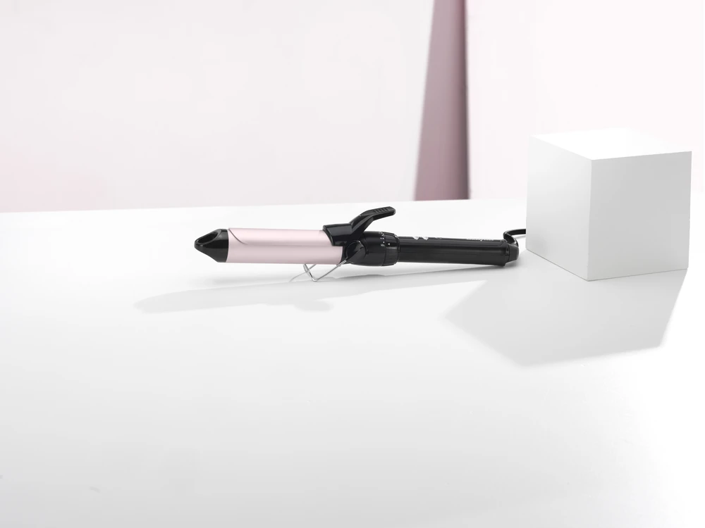BABYLISS Hair Suktukas C332E Barrel diameter 32 mm, Temperature (min) 150 °C, Temperature (max) 180 °C, Number of heating levels 10, Ekranas No, 95 W, Juodas