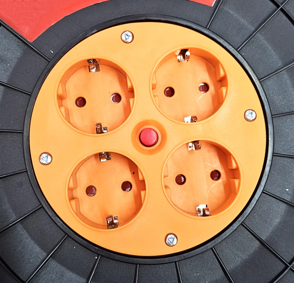 Besk Prailginimo laidas su rite 15m 3x1mm² juodas